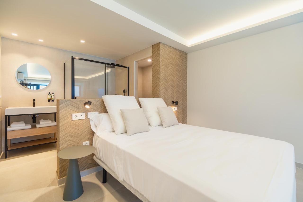 Apartamentos Playa Victoria Cadiz Luaran gambar